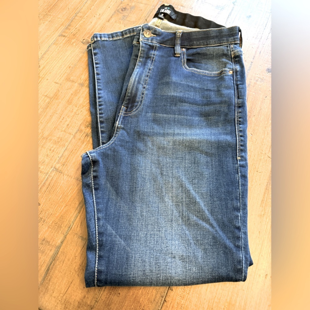 Lularoe mid rise stretch slimming panels soft straight leg woman jeans. Size 30